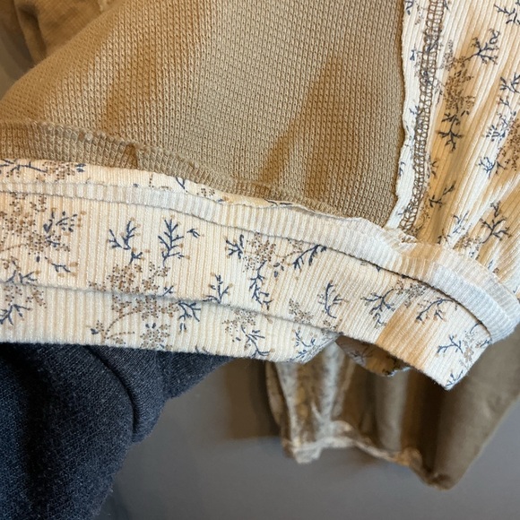 POL Floral Beige and Brown Joggers - Picture 2 of 7